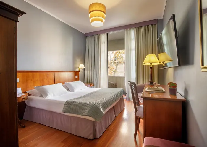 Fenix Hotel 4*